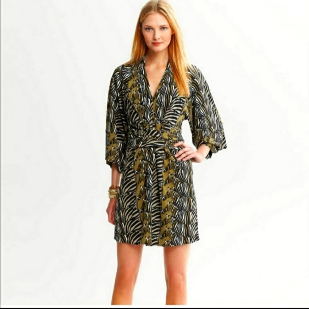 Banana Republic Issa London Collection Dress, Olive Zebra-printed  Kimono, sz 12